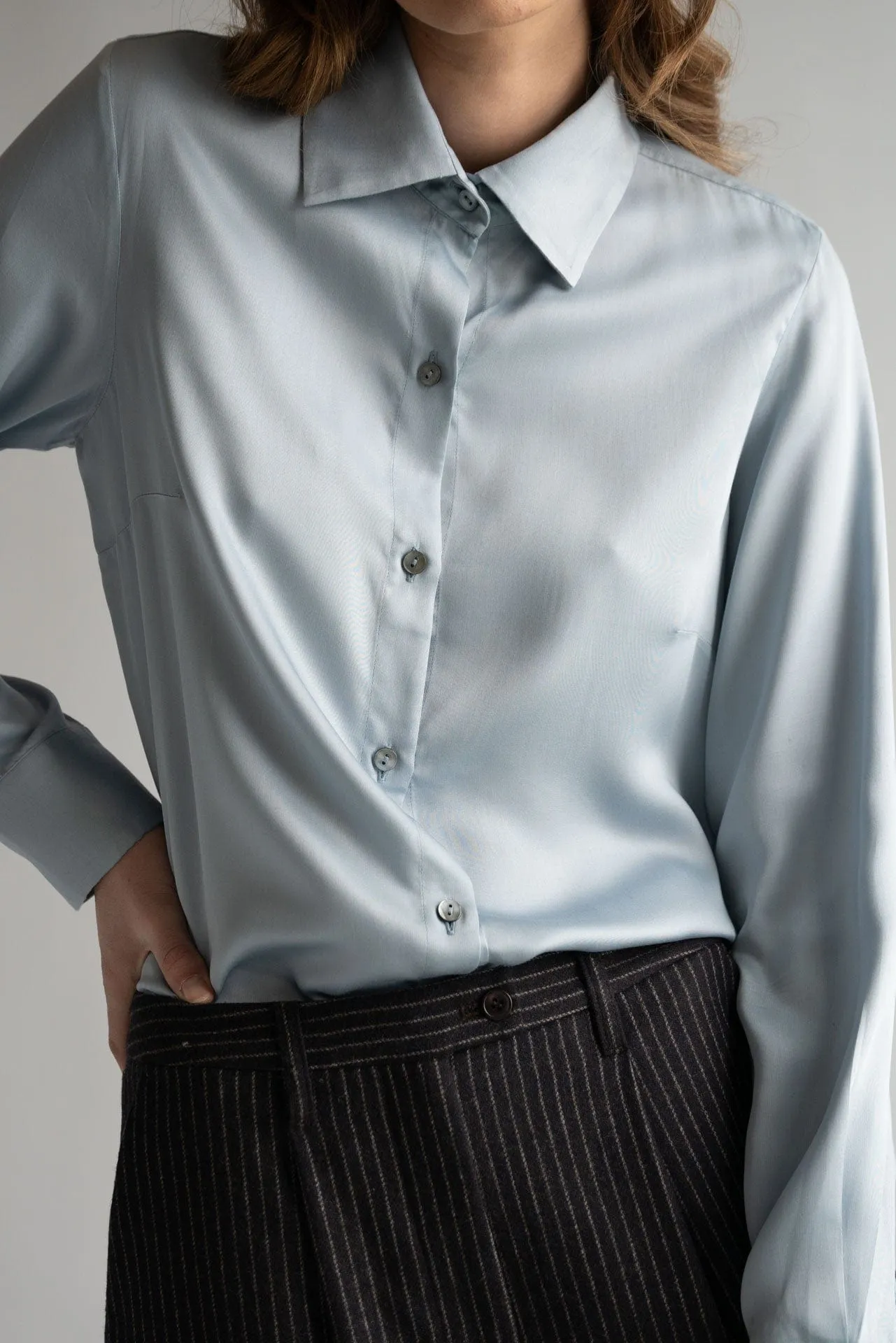 Yvette Satin TENCEL™ Very Fitted Shirt | Ice Blue